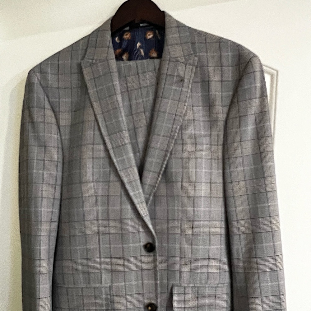 Brand New Murano Slim Fit Suit